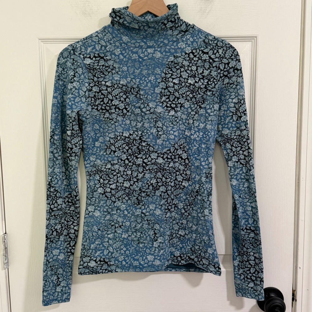 Peruvian Connection Turtleneck Top Womens XS‎ Blue Floral Pima Cotton Feminine